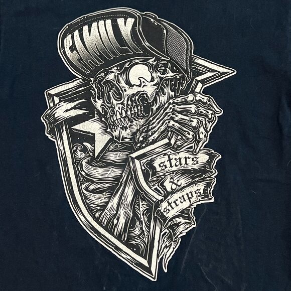 Vintage Y2K Famous Stars & Straps Skull Black Graphic Tee Shirt Men’s Medium - Picture 2 of 7